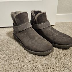 Ugg Suede Boots Size 11