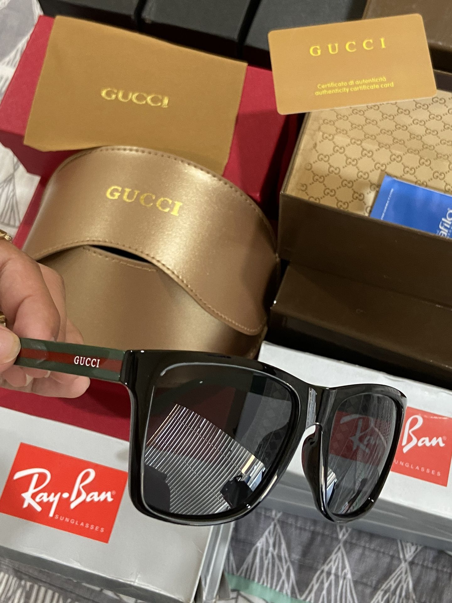 Designer Sunglasses Available In (Dinuba!!!)