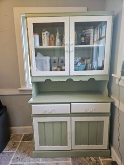 Heavy Farmhouse Style Hutch
