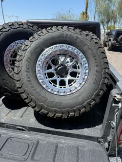 17x9 Commando Lock Off-road Rims and Tires 35/1250/17 BFG KO3