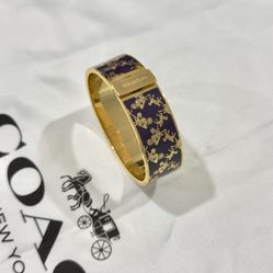 coach bangle bracelet