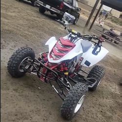 Yamaha Raptor 660