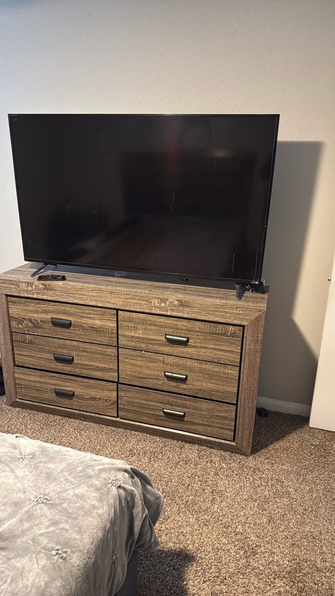 55 Inch TV plus bedroom Set 