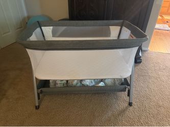 Baby Bassinet 3-1 bedside sleeper Co-sleeping crib
