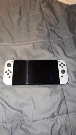 Nintendo switch oled plus travel case and Pokemon legends Za *read description*
