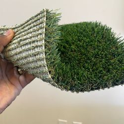 195 Sq Ft Roll Of Pet Turf Artificial Grass