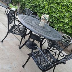 Round Cast Iron Patio Set/Outdoor Furniture/outdoor Dining Set/Cash Only