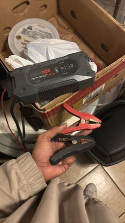 Schumacher Rugged 2000A Jump Starter