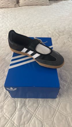 Women's size 8.5 Adidas Samba Jane s brand nee 80.00