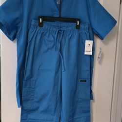 Women Scrub Set