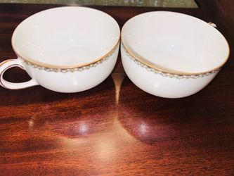 Set of (8) Porcelain Tea Cups with Gold Trim