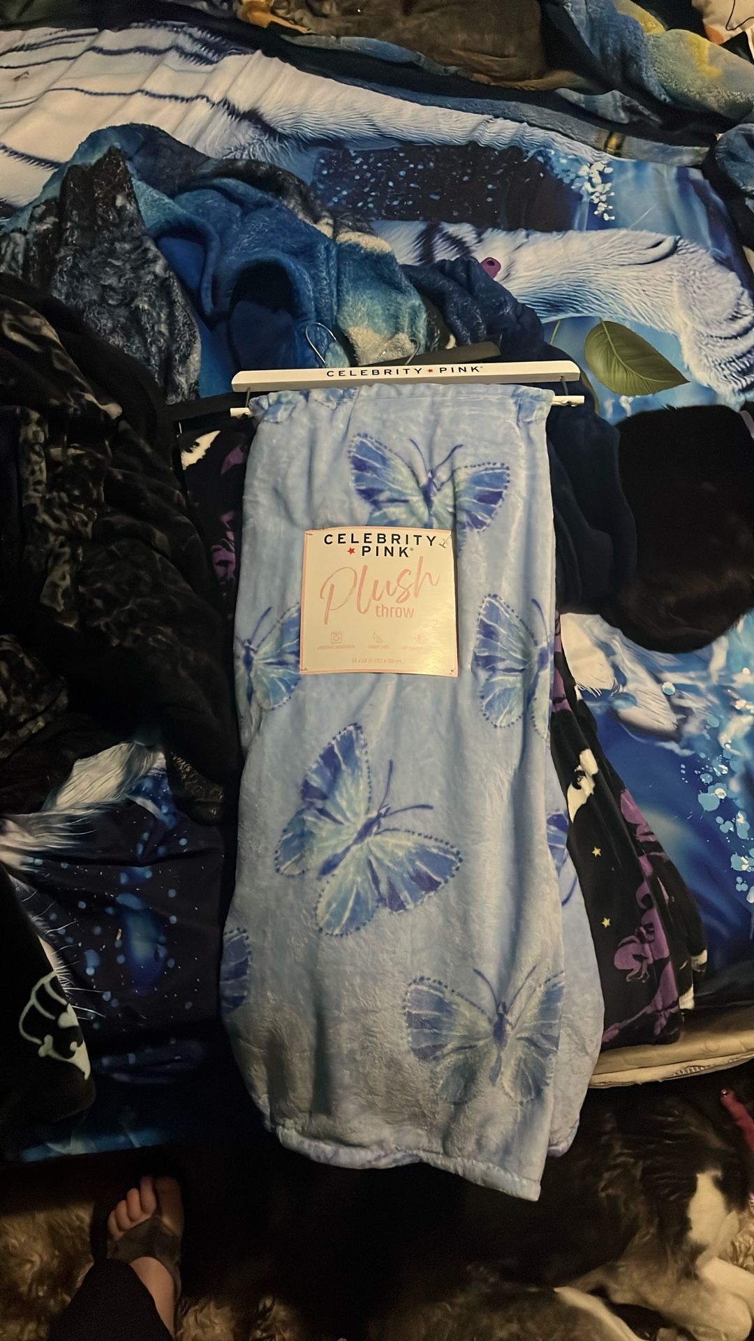 Celebrity Pink Plush Throw