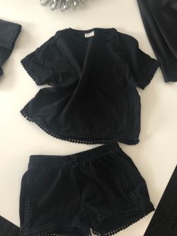 Girls close 6 items size 6-7 all in black