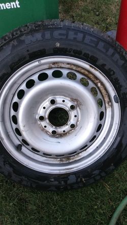 BMW rim and tire