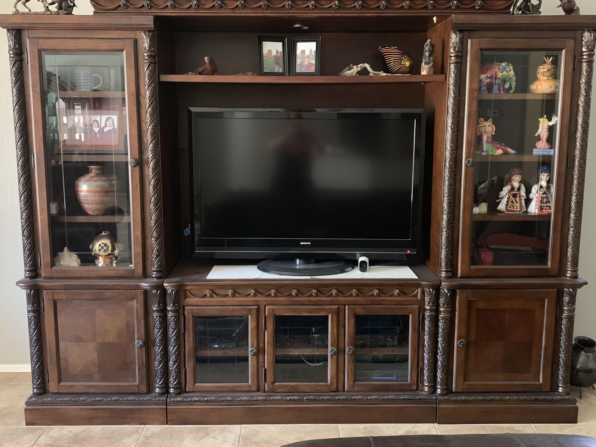 North shore entertainment center stand