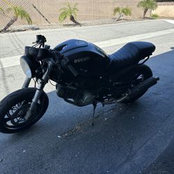 2004 Ducatti Monster 620