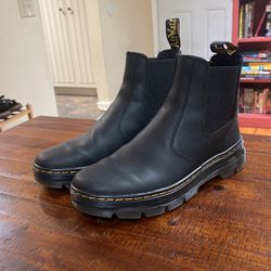 Doc Martens Embury Leather Chelsea Boots 