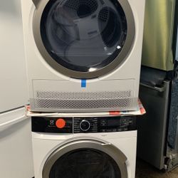 Electrolux - 24” Washing Machine & Electric Dryer Set 