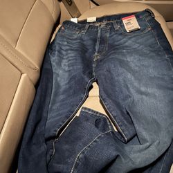 501 Levi Jeans  Size 30x32