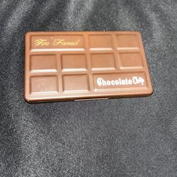 Too Faced Chocolate Chip Palette Mini
