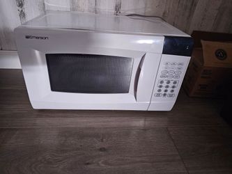 Emerson microwave