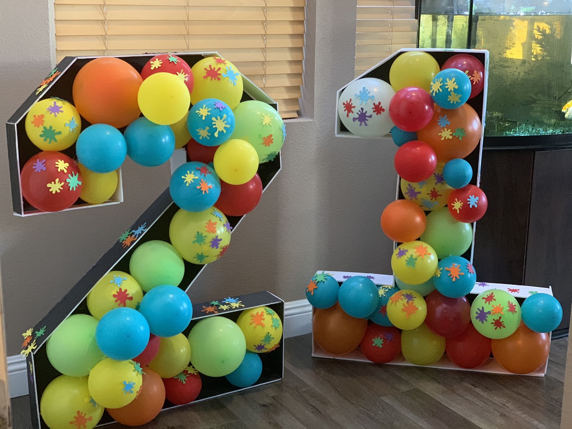 Mosaic Balloons number/letter