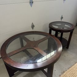 Coffee Table And End Table. 
