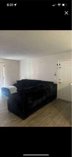 Couch I need gone today!! 400 obo