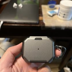 Apple AirPods Pro 2 USB-C (Used Good) ( Please Throw Me A Offer And I Might Accept It)