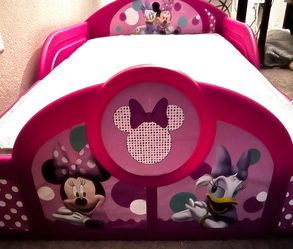 Mini Mouse child bed