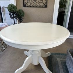 White Dinner Table 