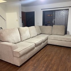 Alessandro Mocha Brown 128" 2 Piece Sectional With Right Arm Facing Corner Chaise