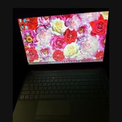 HP LAPTOP PAVILLION 1TB with Charger 
