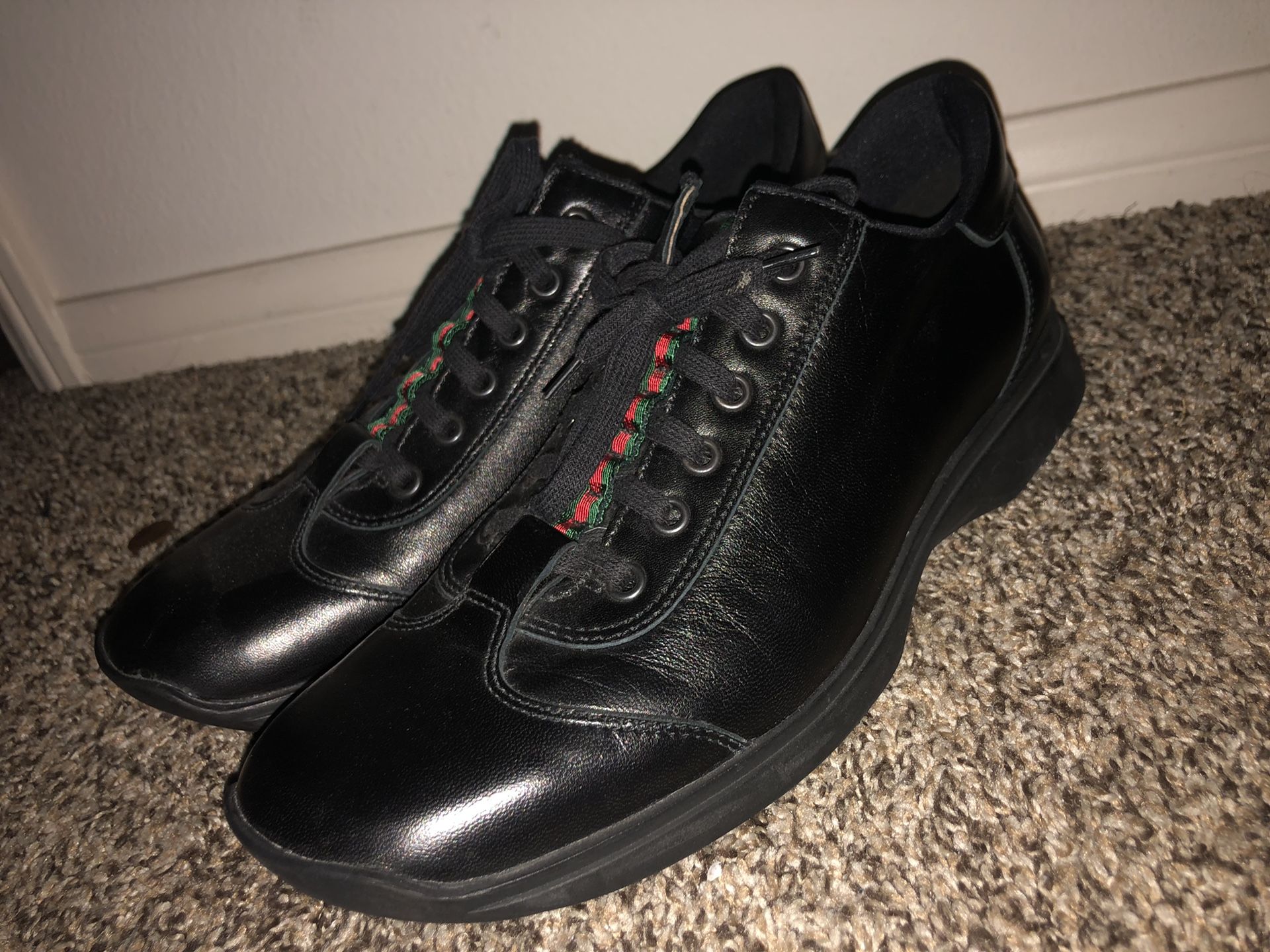 Women’s Black Gucci Shoes