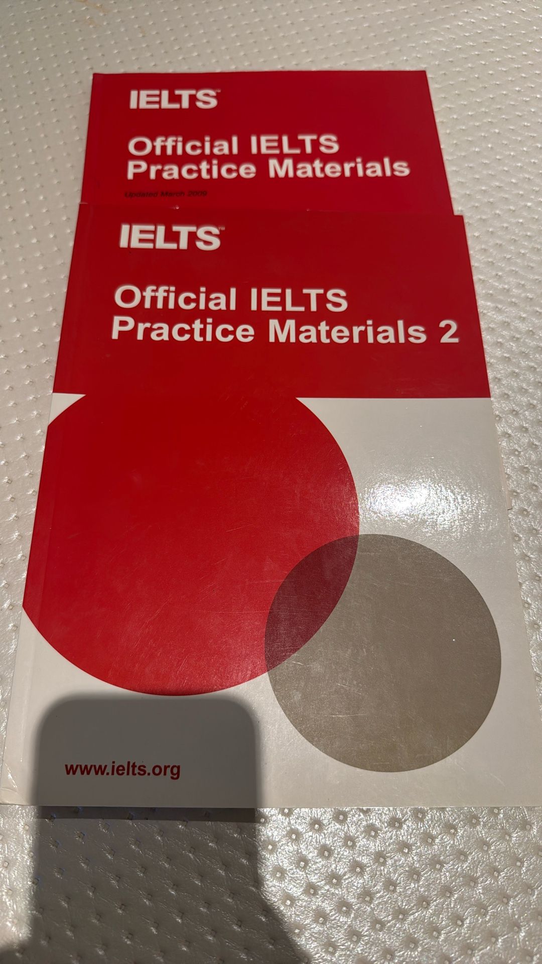 Official IELTS Practice Materials 1,2