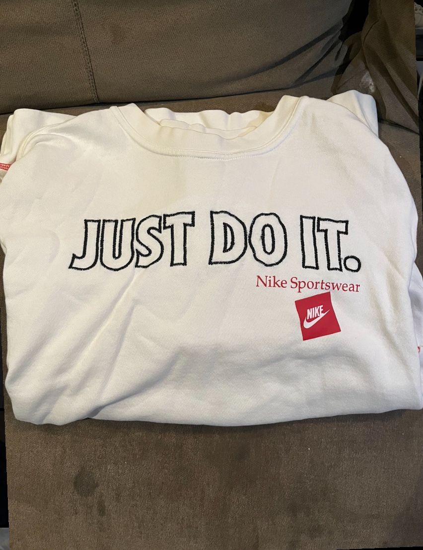 Nike Sweater