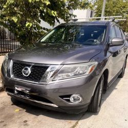 Nissan pathfinder Sv 3rd Row Seating 