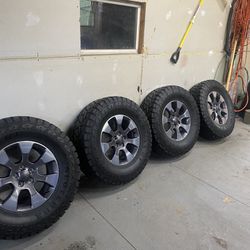 18 Inch Jeep Rims & Tires