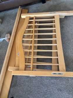 Maple twin bed with Sealy mattress