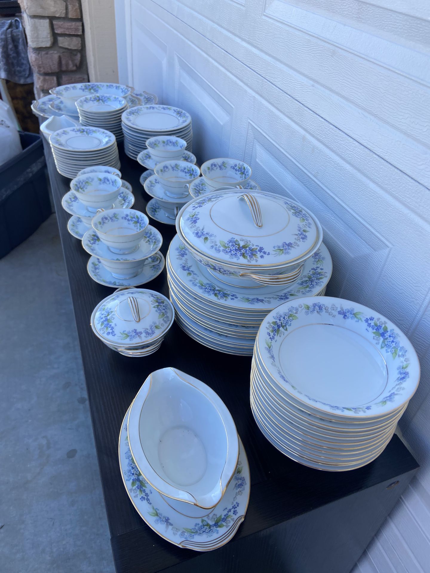 Noritake Service If 12