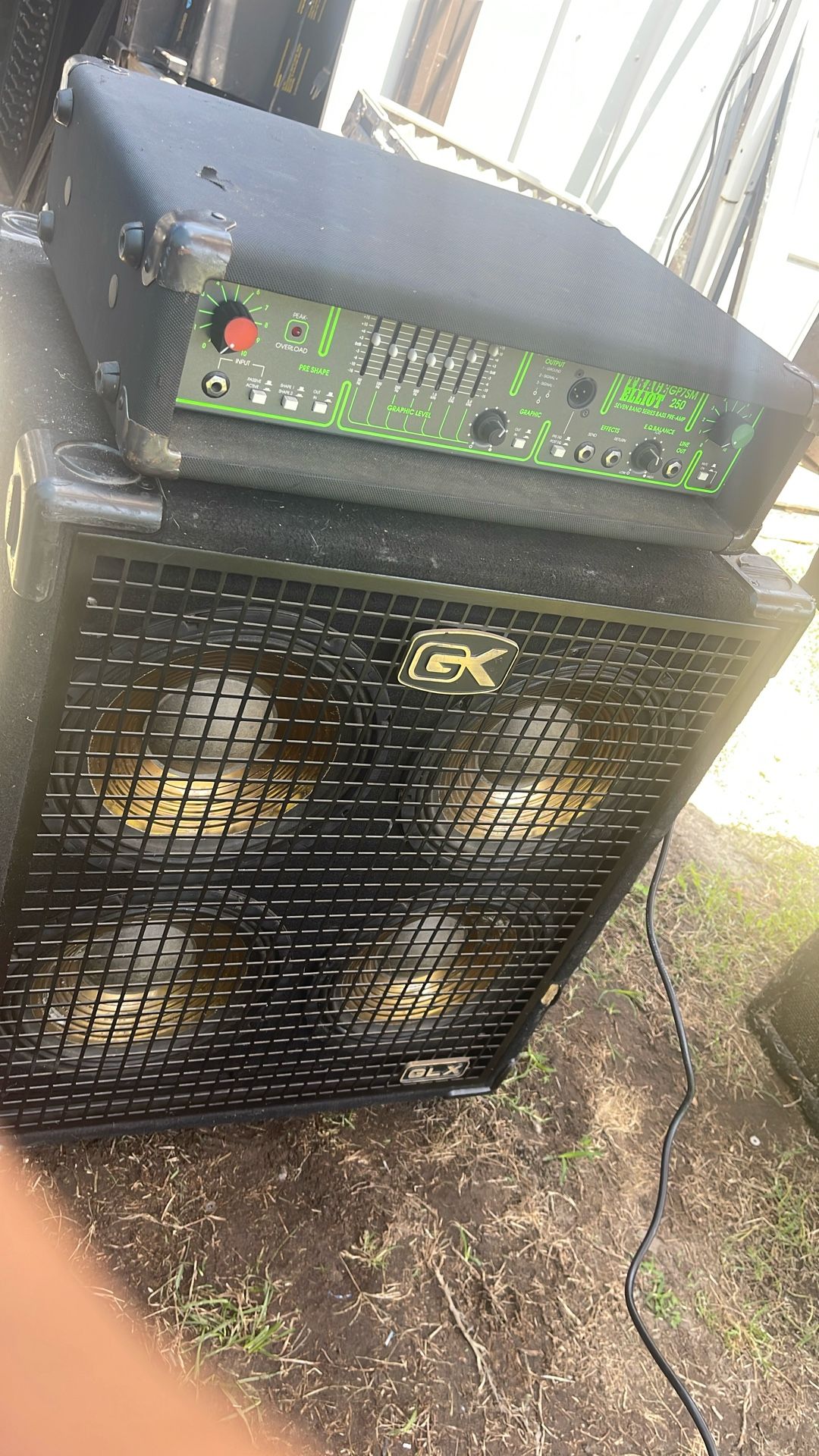 Trace ELLIOT Amp And 4/10s GK GLX Cabinet