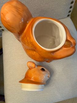 Squirrel cookie jar