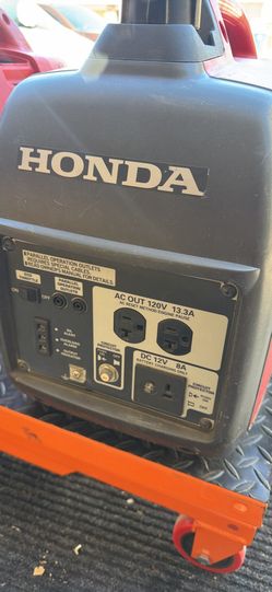 Honda generator. New. Used 2 hours