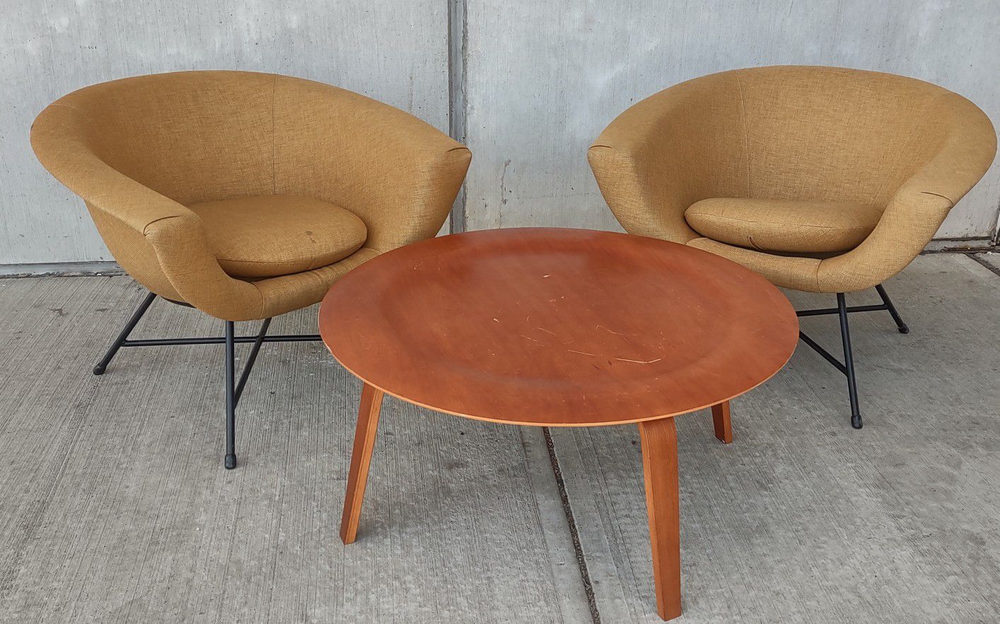 Herman Miller Eames CTW Coffee Table and 2 Armchairs
