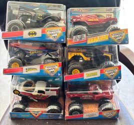 Marvel/DC Monster trucks 1/24  Die Cast bodies
