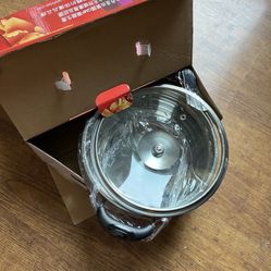 New stanless steel cooking pot with glass lid and handle 4 qt