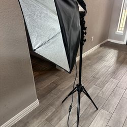 Set of two Westcott 750 Photo Basics adjustable  up to 6.5’ Light Stand with soft box 