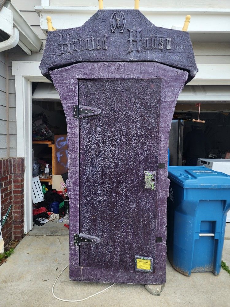 Haunted House Arcade Machine Game