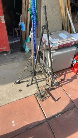 Guitar And Mic Holders