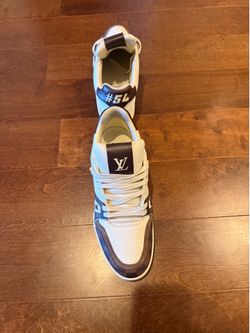 Louis Vuitton sneakers Size 10